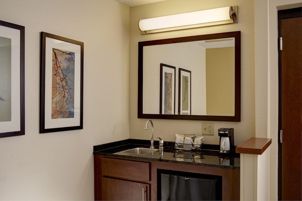 Hyatt Place Raleigh Durham Airport Morrisville Exterior photo